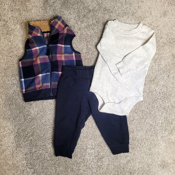 Carter's Brand 3-Piece Outfit - Size 9-12 Months - Picture 1 of 3